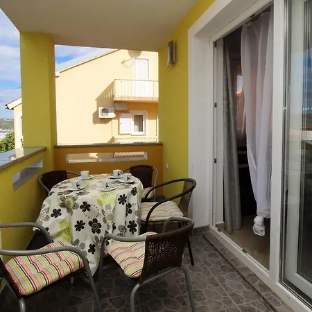 Apartman Koritnik *