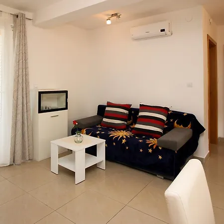 Apartment Koritnik *